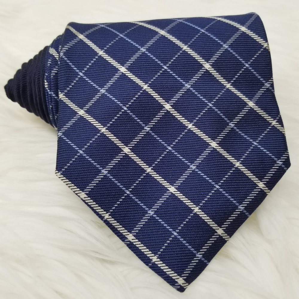 *SOLD* Tommy Hilfiger Navy Blue & White Plaid Checked Silk Neck Tie Classic - Picture 1 of 4